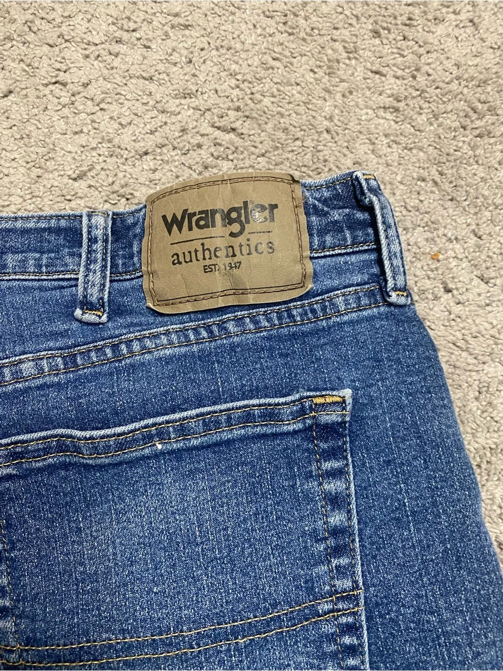 Wrangler Men's Straight Jeans in Blue Denim 36x29 Comfort Flex Waist